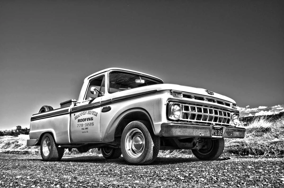 Vintage Hinkle Roofing work truck